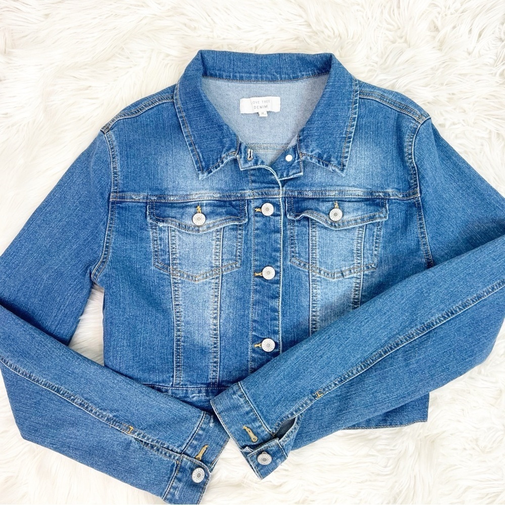 LOVE TREE DENIM BUTTON FRONT TRUCKER JEAN JACKET WOMENS SZ MEDIUM